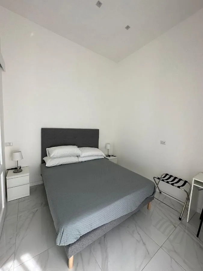 Appartamento Incantevole A Chiaia Nápoly Nyaraló